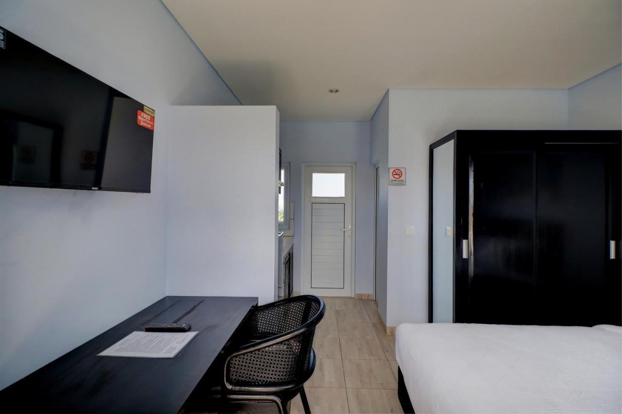 Oyo Life 92854 The Danari House Ξενοδοχείο Σεμινιάκ Εξωτερικό φωτογραφία