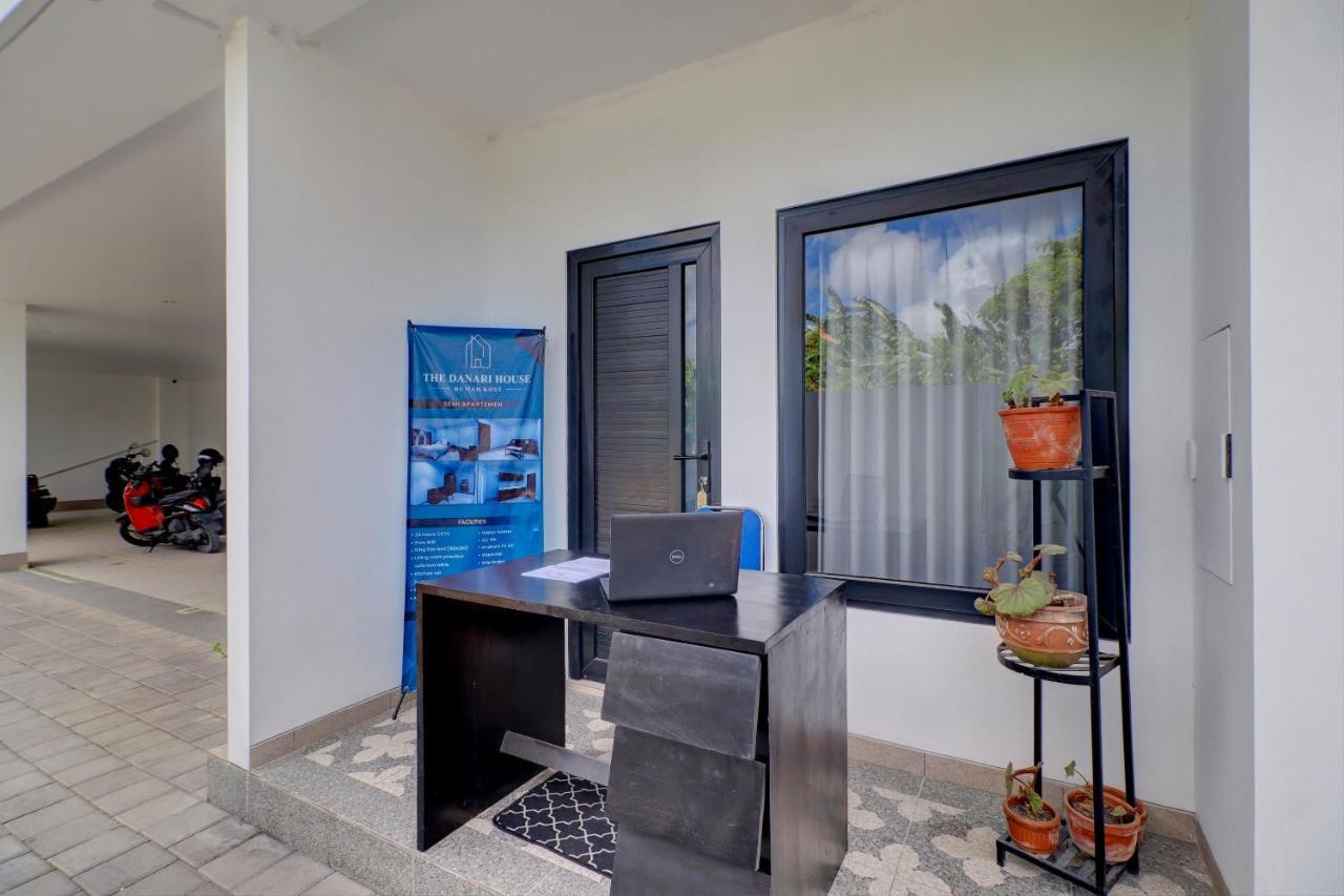 Oyo Life 92854 The Danari House Ξενοδοχείο Σεμινιάκ Εξωτερικό φωτογραφία
